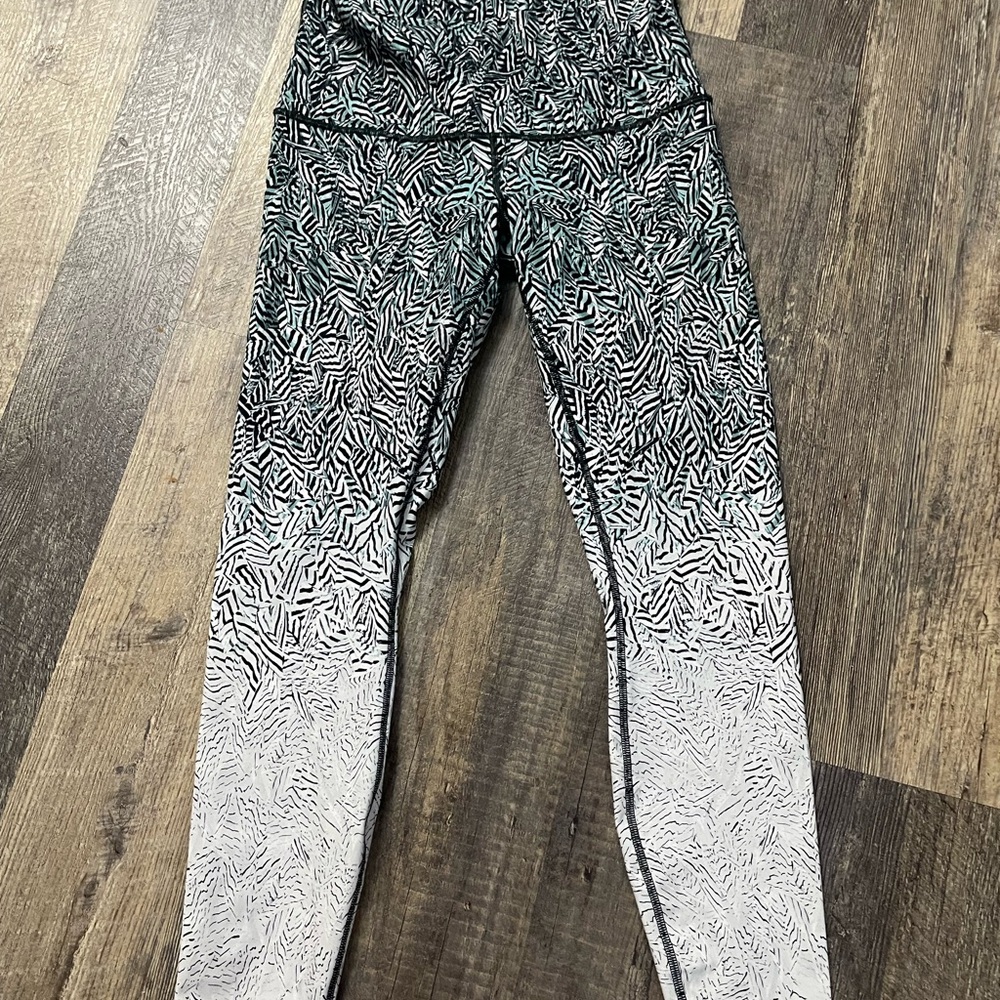 Lululemon Wunder Under Pant Hi-RiseSize 10 Yoga